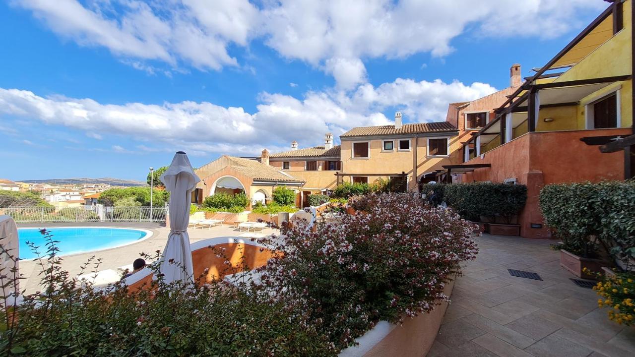 Residence Borgo Punta Villa La Maddalena  Luaran gambar